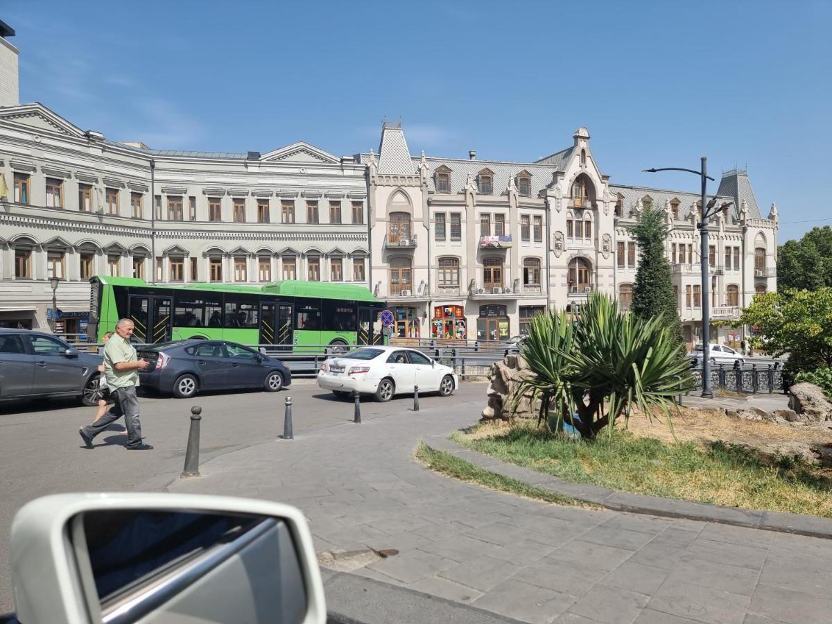 Old Tbilisi Freedom Square, Tbilisi Площадь Свободы Villa Exterior photo